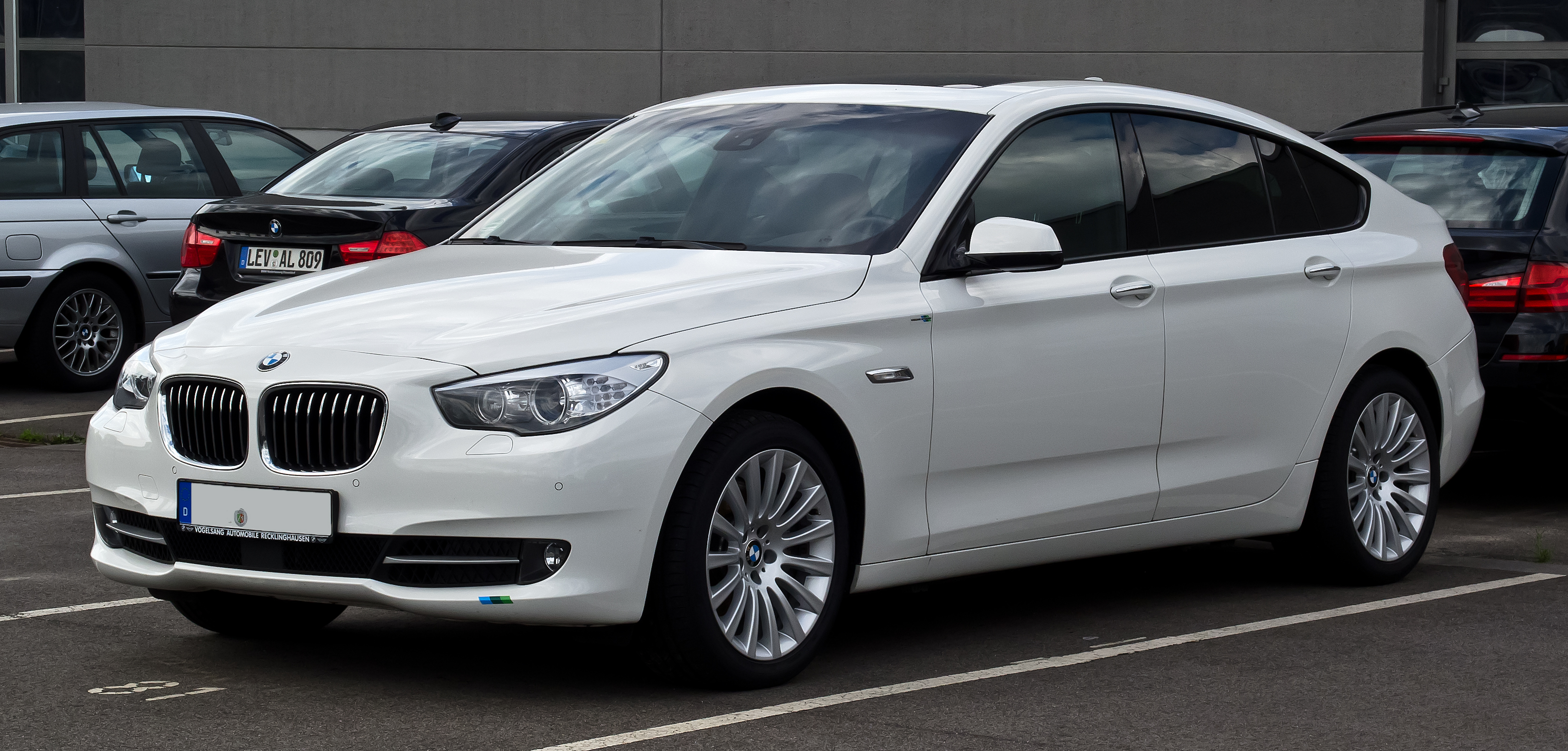 Размер колёс на BMW 5 GT (F07) 2009 Подбор шин на BMW 5 GT (F07) 2009