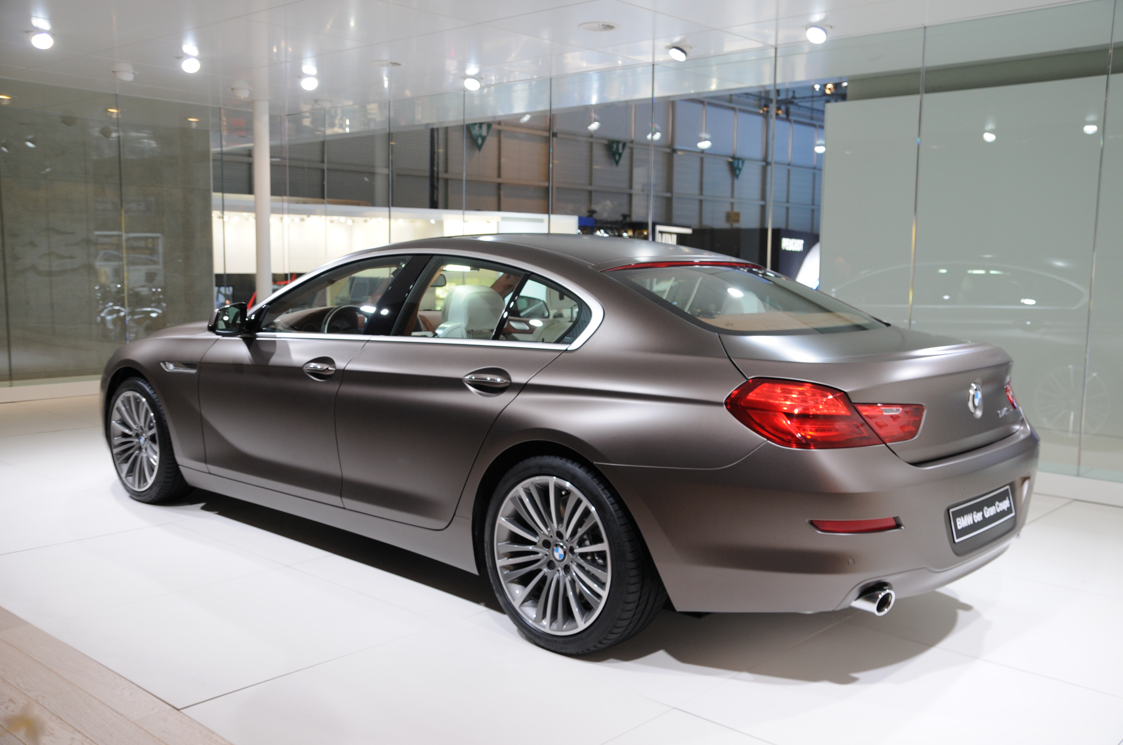 Размер колёс на BMW 6 Gran Coupe (F06) 2015 Подбор шин на BMW 6 Gran Coupe (F06) 2015