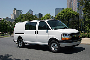 Подбор шин на Chevrolet Express 2013