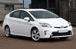 Размер колёс на FAW Toyota Prius 2016 Подбор шин на FAW Toyota Prius 2016