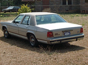 Подбор шин на Ford Crown Victoria 1990