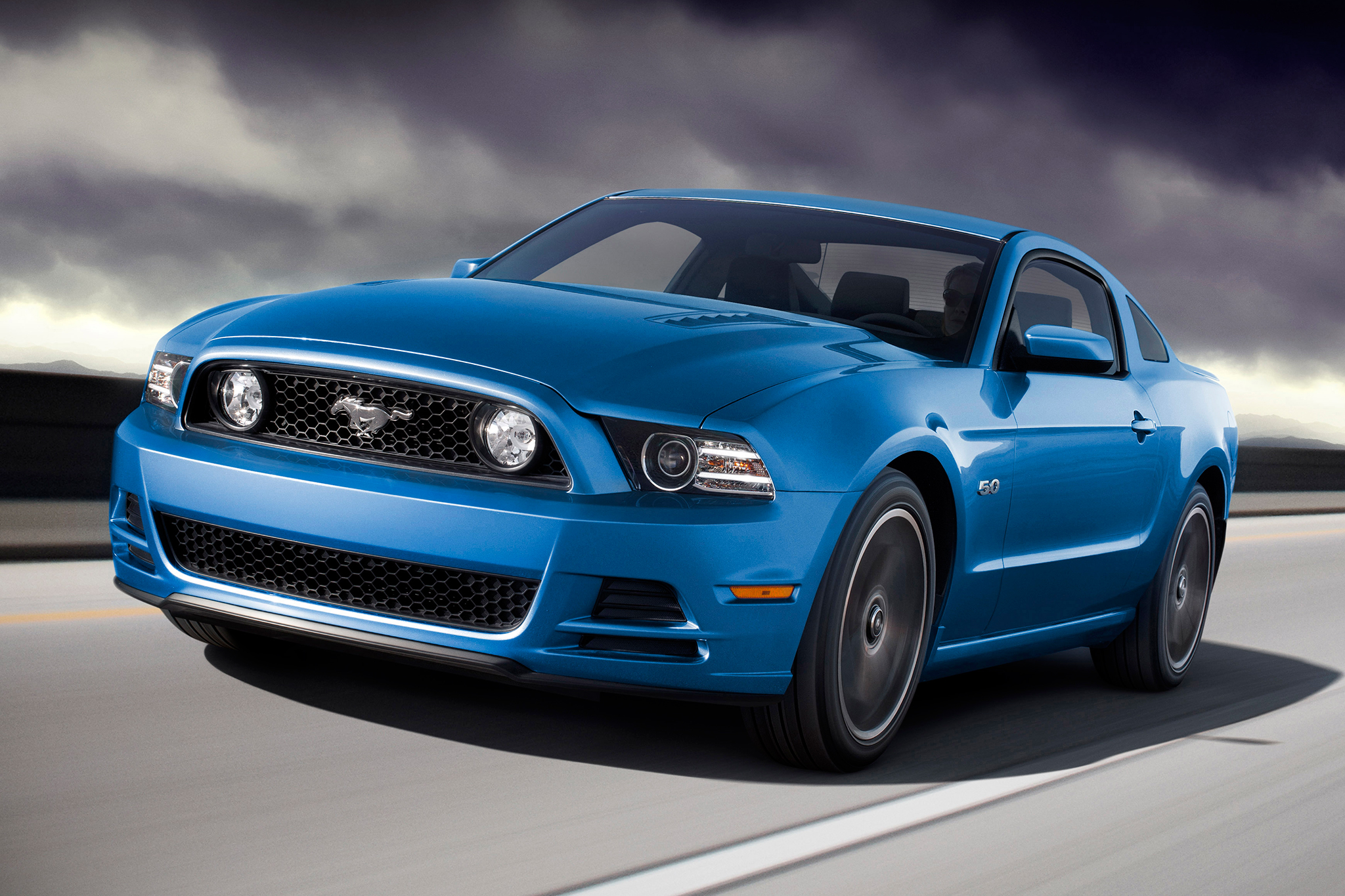 Размер колёс на Ford Mustang 2014 Подбор шин на Ford Mustang 2014