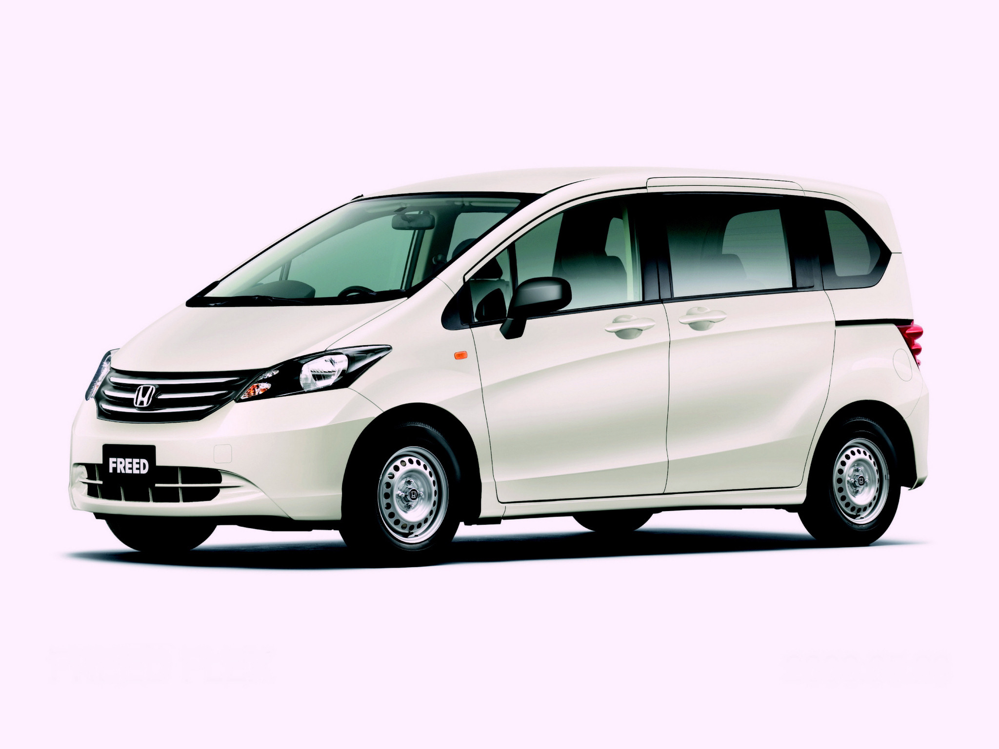 Подбор шин на Honda Freed 2008
