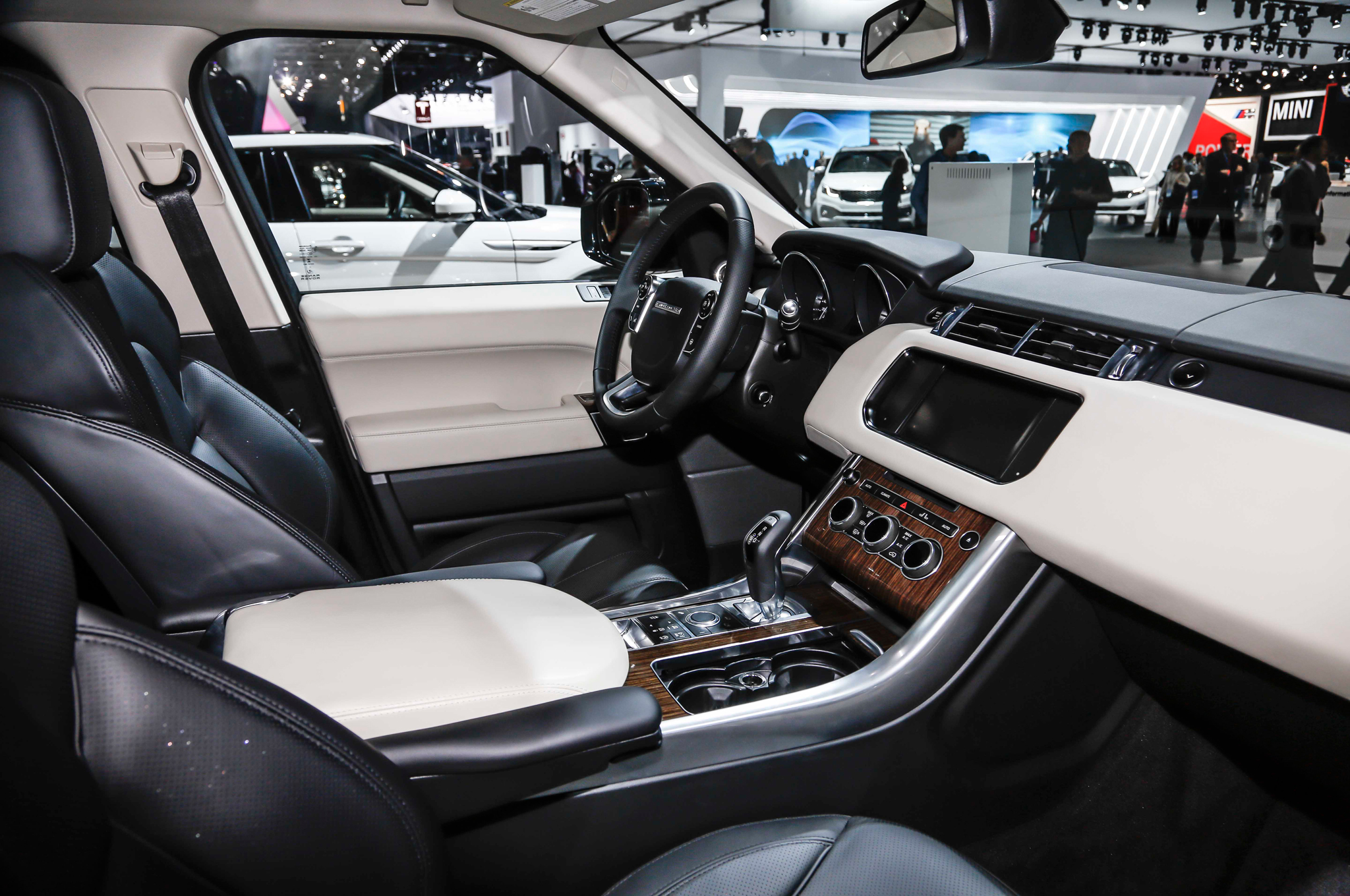 Размер колёс на Land Rover Range Rover Sport 2016 Подбор шин на Land Rover Range Rover Sport 2016