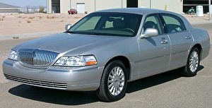 Подбор шин на Lincoln Town Car 2003