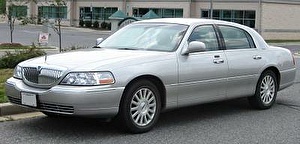 Подбор шин на Lincoln Town Car 2008