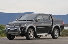 Подбор шин на Mitsubishi Strada 2006