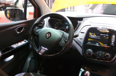 Размер колёс на Renault Scenic 2013 Подбор шин на Renault Scenic 2013