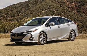 Подбор шин на Toyota Prius Prime 2017