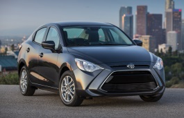 Размер колёс на Toyota Yaris R 2016 Подбор шин на Toyota Yaris R 2016