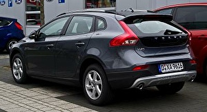 Подбор шин на Volvo V40 Cross Country 2014