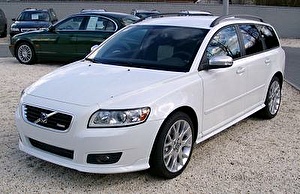 Подбор шин на Volvo V50 2012