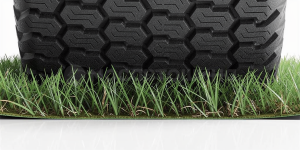 Technology Ultra-Wide Turf Contact Patch