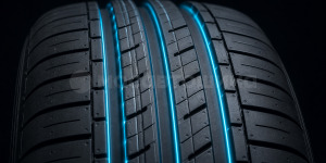 Technology Longitudinal drainage grooves