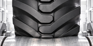 Technology The central rib supports the bases of the tread lugs