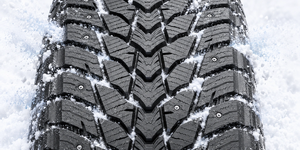 Technology V-shaped tread cuts through deep snow