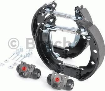 Bosch 0 204 114 153 комплект тормозных колодок на RENAULT MEGANE I Cabriolet (EA0/1_)