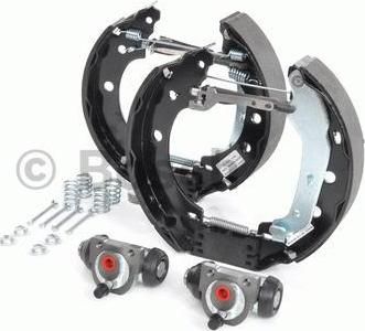 Bosch 0 204 114 156 комплект тормозных колодок на RENAULT KANGOO (KC0/1_)