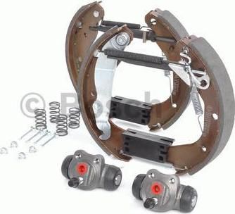 Bosch 0 204 114 592 комплект тормозных колодок на OPEL KADETT E Combo (38_, 48_)