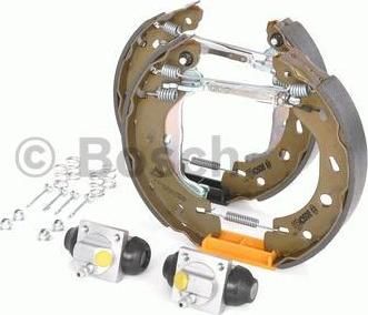 Bosch 0 204 114 676 комплект тормозных колодок на VW PASSAT Variant (3A5, 35I)