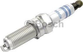Bosch 0 242 135 545 свеча зажигания на HYUNDAI i20 (PB, PBT)