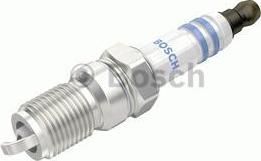 BOSCH Свеча зажигания Super Plus (x4) FORD Foc MAZ 3/6 2.0 03-> (ITR6F13, 0 242 236 563)