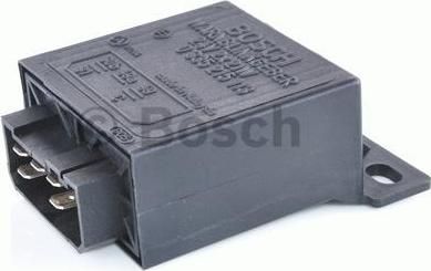 Bosch 0 335 215 113 прерыватель указателей поворота на MAN SЬ