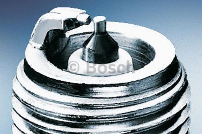 BOSCH Свеча зажигания Platinum (PFR7B, 0241245641)