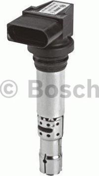 BOSCH Катушка зажигания AUDI/VW/SKODA (036905100D, 0986221023)