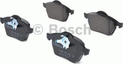 BOSCH Колодки тормозные AUDI A3 97>01 R15/VOLKSWAGEN G4/SKODA OCTAVIA 98> передние (3A0698151A, 0986424460)