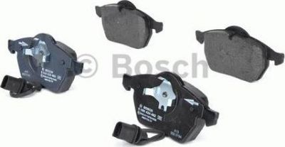 BOSCH Колодки торм. пер. AUDIA6/Passat B5 98-06 (4B0698151H, 0986424482)