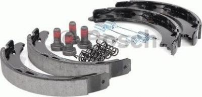 BOSCH Колодки тормозные барабанные MB W201/168/245/202/208/124/210/129 (124 420 03 20, 0986487543)