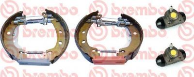 Brembo K 68 070 комплект тормозных колодок на RENAULT MEGANE I Cabriolet (EA0/1_)