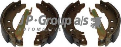 JP 1163900110 комплект тормозных колодок на VW POLO CLASSIC (6KV2)