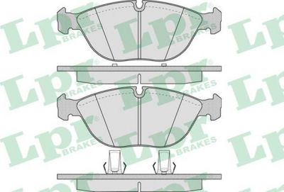 LPR 05P881 Колодки тормозные передние AUDI A8 E38 MB W210 W220 34111165626 0034209120 (8N0698151D)