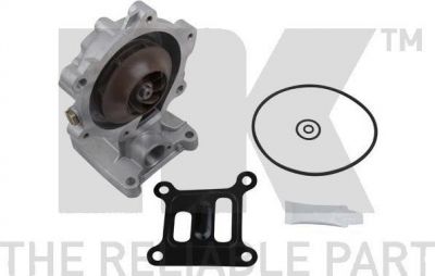 NK 10825029 водяной насос на FORD MONDEO I седан (GBP)