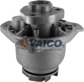 VAICO V10-50010 водяной насос на VW GOLF IV (1J1)