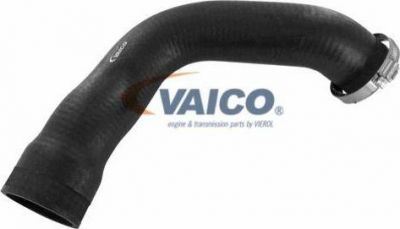 VAICO V30-2243 трубка нагнетаемого воздуха на MERCEDES-BENZ VITO автобус (W639)