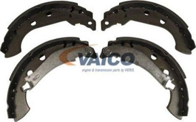 VAICO V42-4132 комплект тормозных колодок на PEUGEOT 306 (7B, N3, N5)