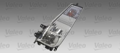 Valeo 044130 основная фара на RENAULT TRUCKS Maxity