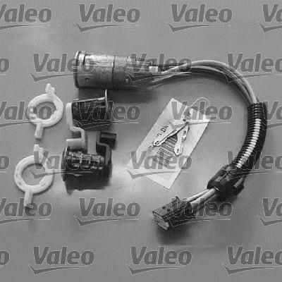 Valeo 256718 комплект цилиндра замка на RENAULT MEGANE I Cabriolet (EA0/1_)
