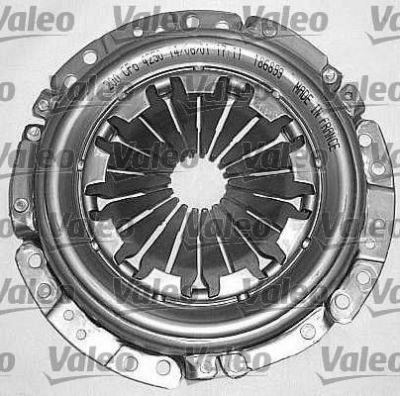 VALEO Сцепление к-т CITROEN XANTIA/XSARA/PEUGEOT 306/406 1.8 94>04 (3000859101, 821333)