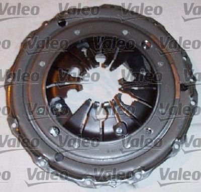 Valeo 826050 комплект сцепления на SKODA OCTAVIA (1U2)