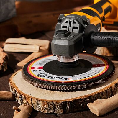 Kranz KR-90-0022 Круг лепестковый торцевой, P60, 180х22,2мм KRANZ