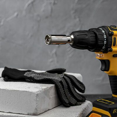 Kranz KR-92-0006 Коронка алмазная 20мм по керамограниту с центровочным сверлом KRANZ