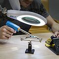 REXANT 31-0532 Лупа на струбцине круглая 5D с подсветкой 72 SMD, сенсорный регулятор яркости, ø152мм, белая REXANT