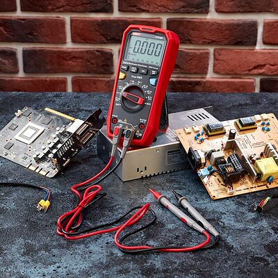 UNI-T 13-0092 Профессиональный мультиметр UNI-T UT61B+