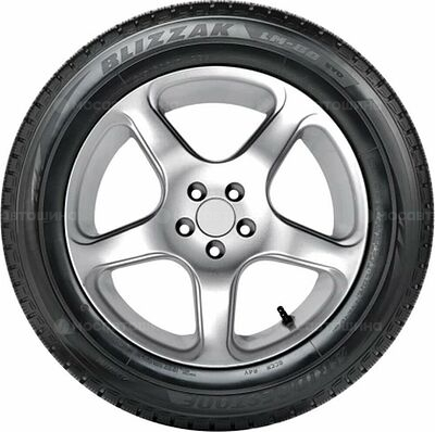 Bridgestone Blizzak LM80 Evo 235/55 R19 105V XL