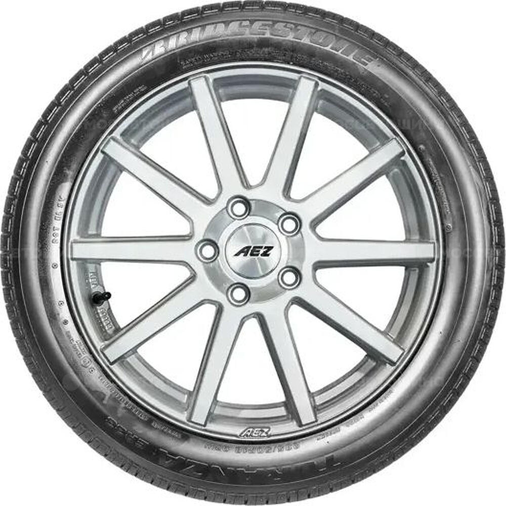 Side view Bridgestone Turanza ER33 225/45 R17 91W RF