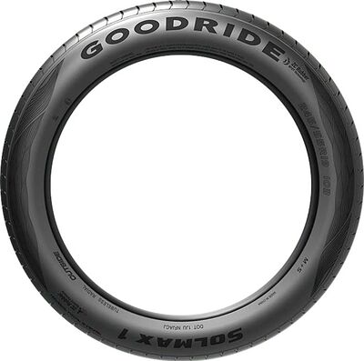 Goodride Solmax 1 215/50 R18 92W 